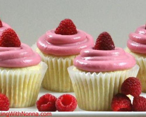 Vanilla Cupcakes with Fresh Raspberry Cream Cheese Frosting